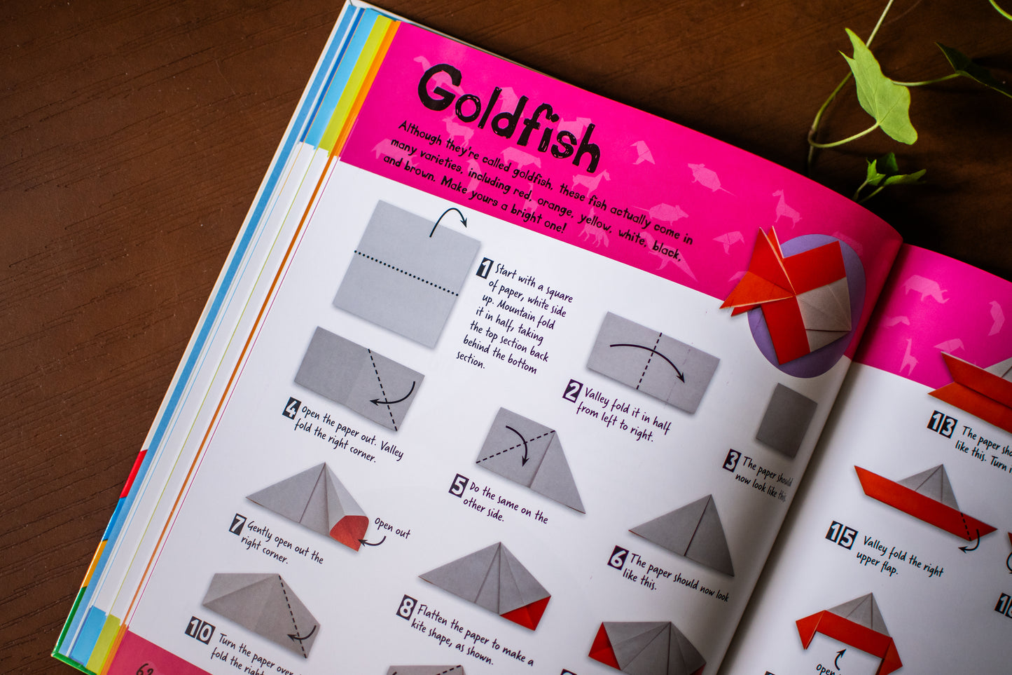 Incredible Origami: 95 Amazing Paper-Folding Projects, Includes Origami Paper